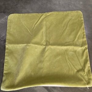 Pottery Barn Velvet pillow covers set/2